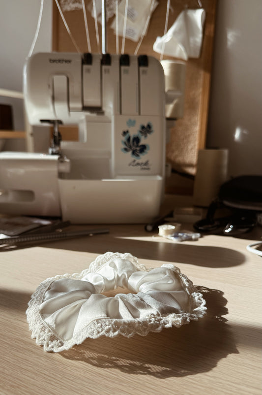Silk scrunchie with lace detail